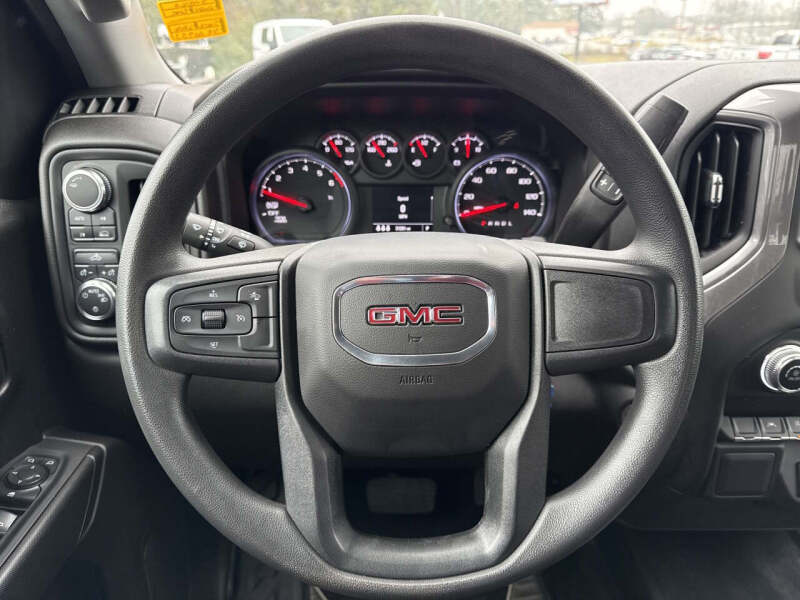 2024 GMC Sierra 1500 Pro