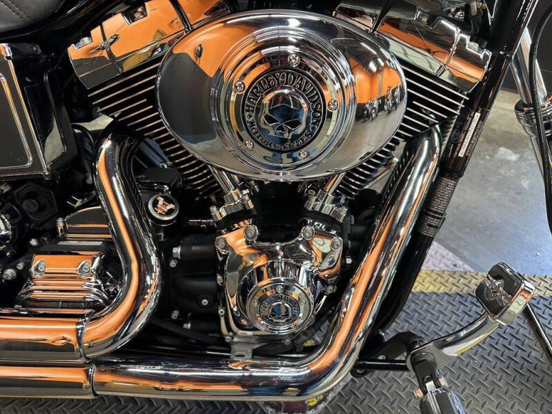 2004 Harley-Davidson FXDWG - Dyna Wide Glide&