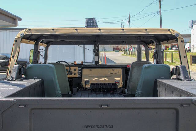 2014 AM General Hummer