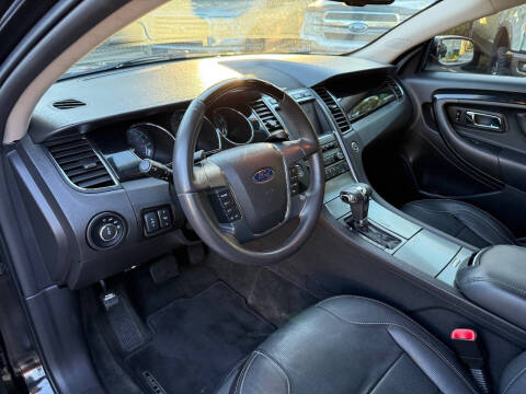 2011 Ford Taurus Limited