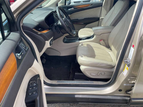 2017 Lincoln MKC Select