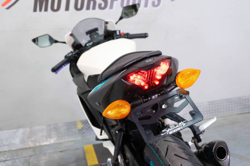 2024 Yamaha YZF-R3