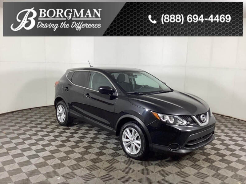 2017 Nissan Rogue Sport for sale at BORGMAN OF HOLLAND LLC in Holland MI