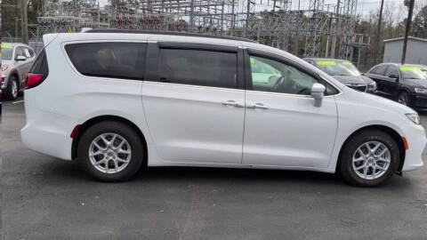 2022 Chrysler Pacifica Touring L