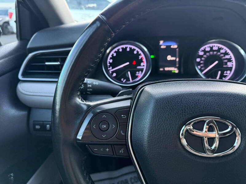 2019 Toyota Camry SE