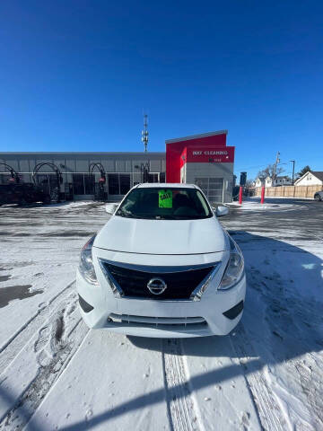 2019 Nissan Versa SV