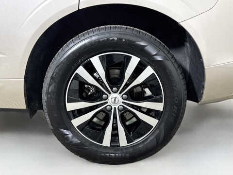 2025 Volvo XC60 B5 Core Dark Theme