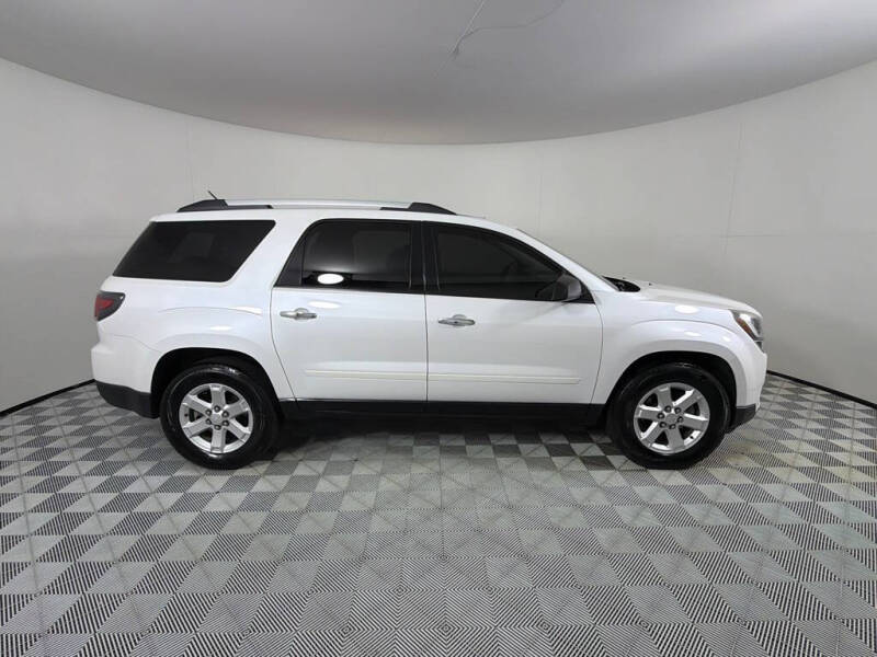 2016 GMC Acadia SLE-2
