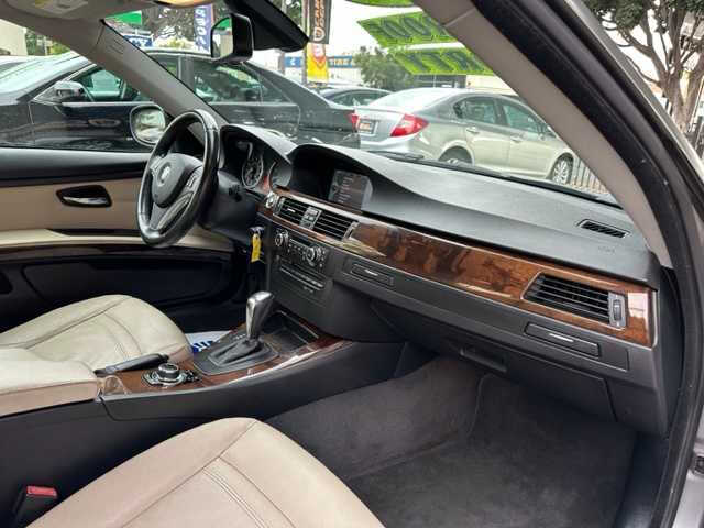 2012 BMW 3 Series 328i