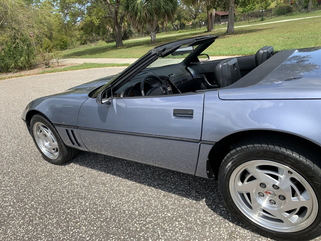 1990 Chevrolet Corvette 26