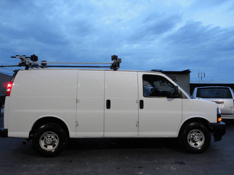 2020 Chevrolet Express 2500