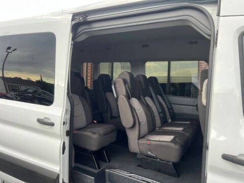 2023 Ford Transit 350 XLT