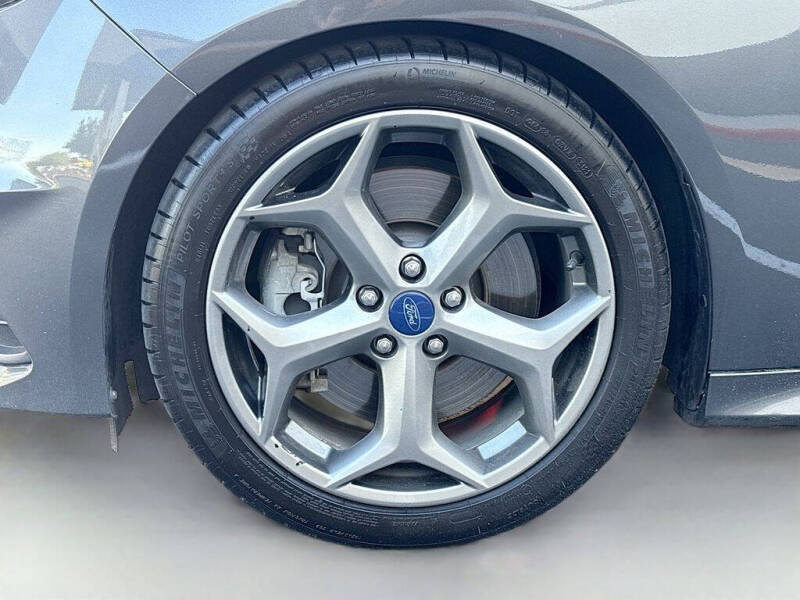2017 Ford Focus ST