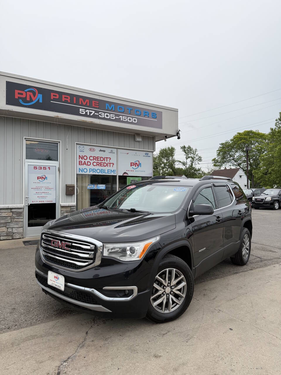 Black 2019 GMC Acadia SLE-2 4x4 SLE-2 4dr SUV 1