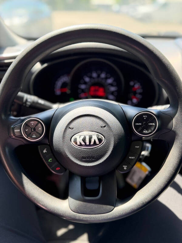 2014 Kia Soul +