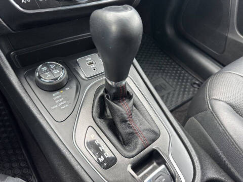 2019 Jeep Cherokee Trailhawk