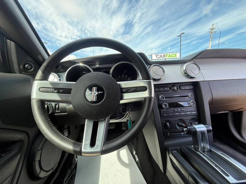 2008 Ford Mustang V6 Deluxe