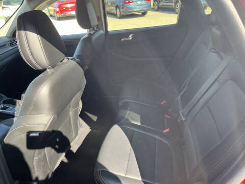 2020 Ford Escape Hybrid Titanium