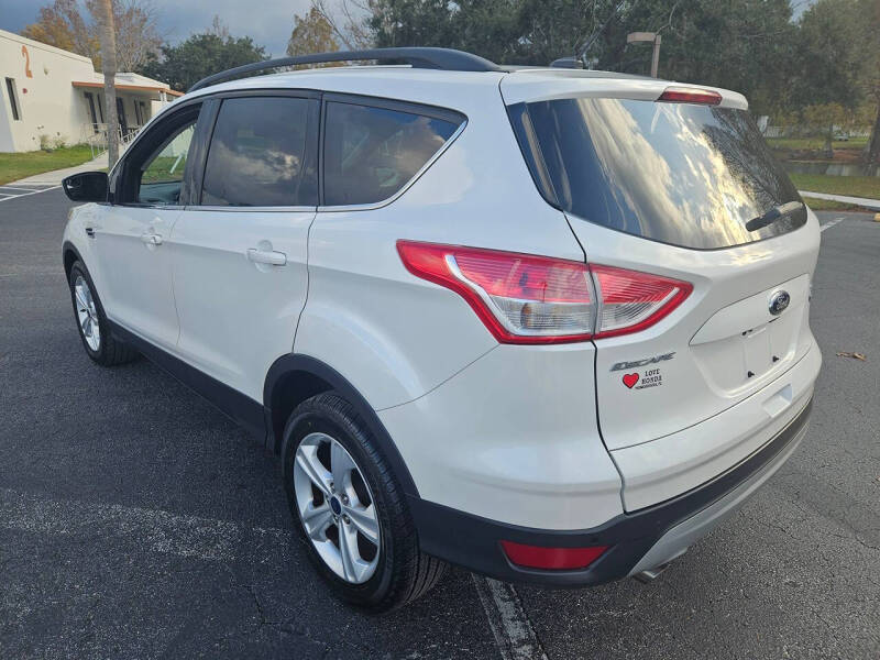 2015 Ford Escape SE