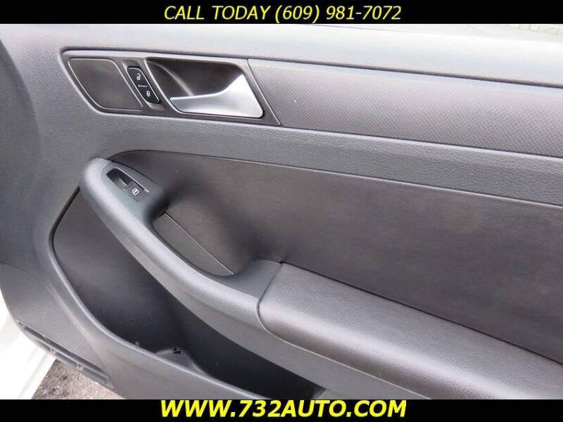 2011 Volkswagen Jetta SE PZEV