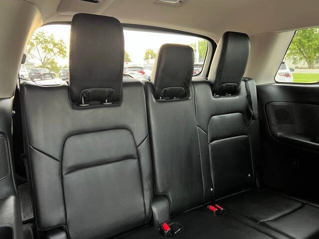 2024 Nissan Pathfinder Platinum