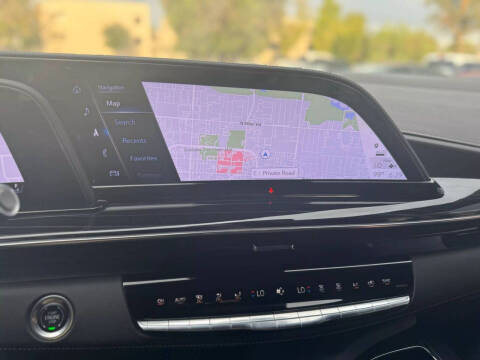 2024 Cadillac Escalade Sport