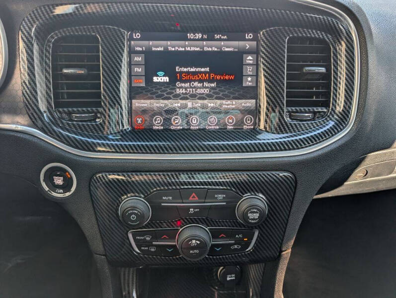 2017 Dodge Charger SXT