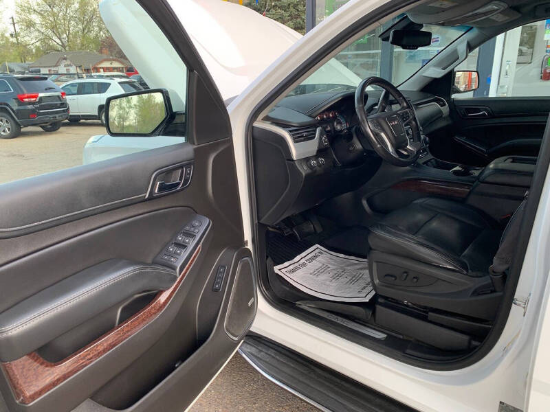 2017 GMC Yukon XL SLT