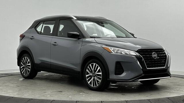 2022 Nissan Kicks SV