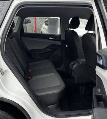 2024 Volkswagen Taos SE 4Motion