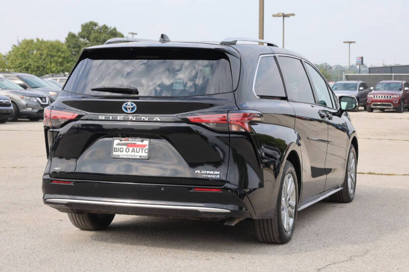 2021 Toyota Sienna Platinum 7-Passenger