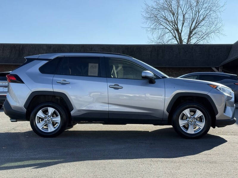 2020 Toyota RAV4 Hybrid XLE