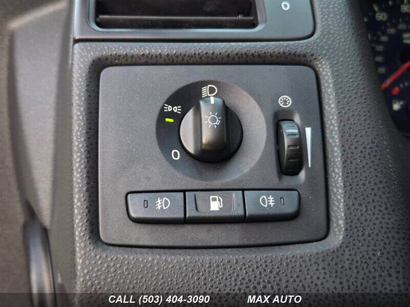 2011 Volvo V50 T5 R-Design