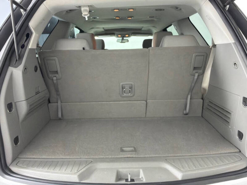 2016 GMC Acadia SLE-2