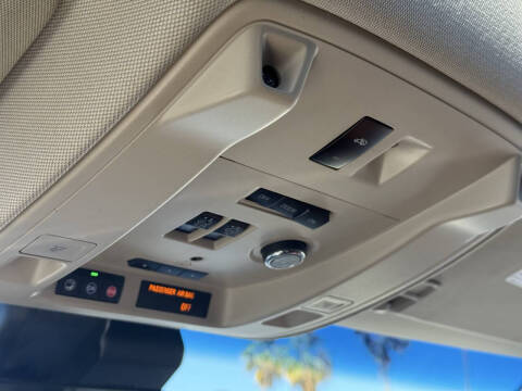 2017 Cadillac Escalade Luxury