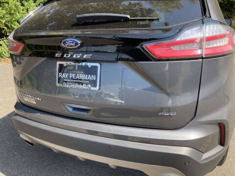 2024 Ford Edge Titanium