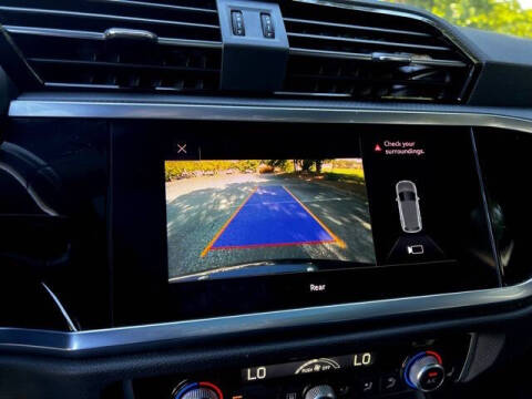 2021 Audi Q3 quattro Premium 40 TFSI