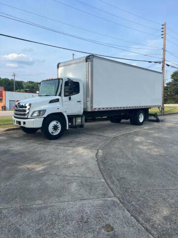 2017 Hino 268