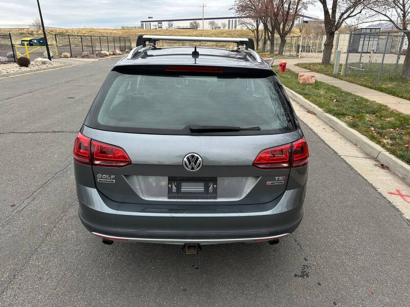 2017 Volkswagen Golf Alltrack TSI SE 4Motion