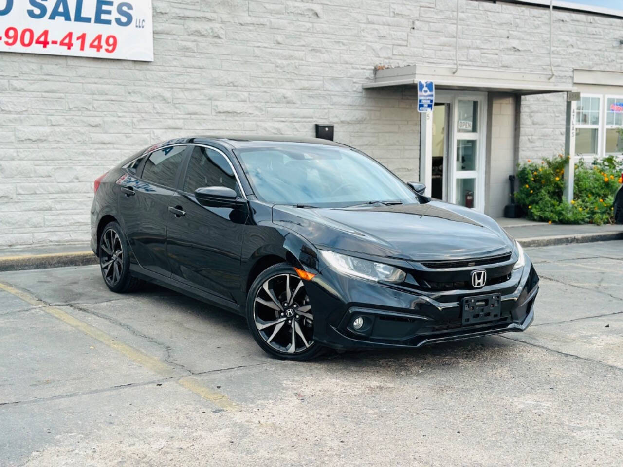 2019 Honda Civic for sale at Atlas Auto Sales LLC in Lincoln, NE