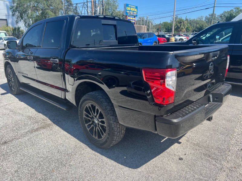 2019 Nissan Titan SV