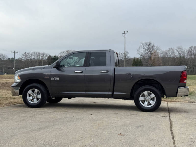 2016 RAM 1500 SLT