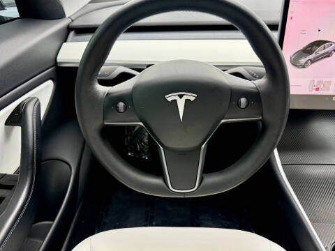 2020 Tesla Model 3 Standard Range Plus