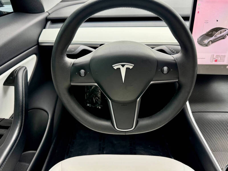 2020 Tesla Model 3 Standard Range Plus