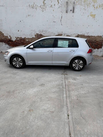 2016 Volkswagen e-Golf SE