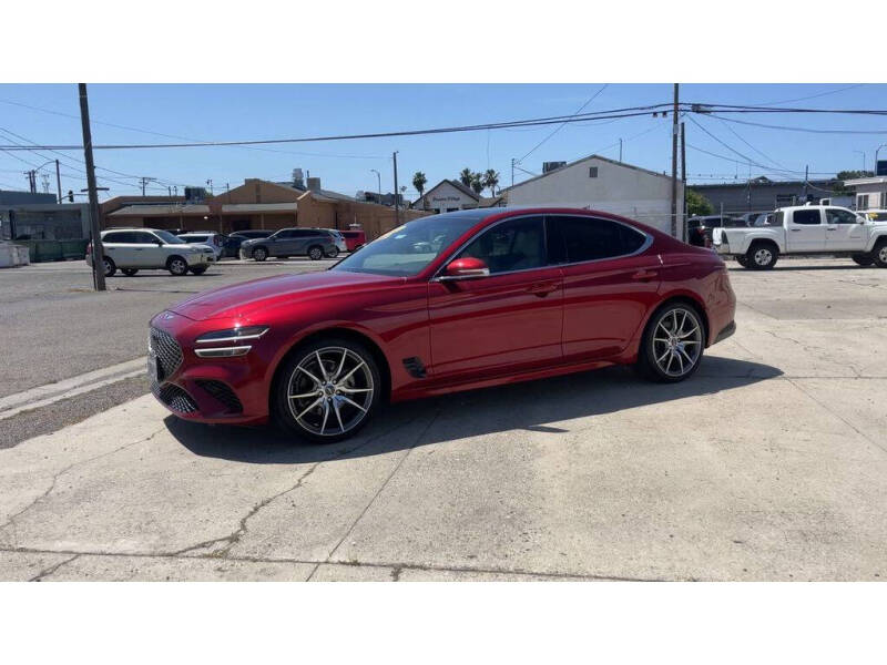2022 Genesis G70