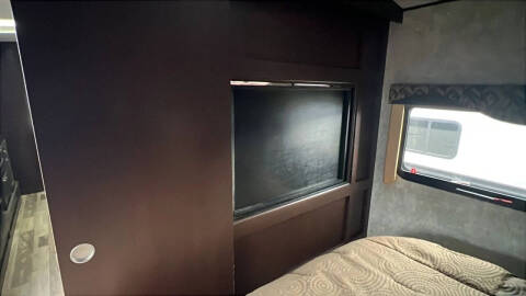 2016 Winnebago Ultralite