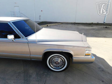 1991 Cadillac Brougham