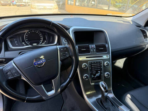 2016 Volvo XC60 T5 Premier