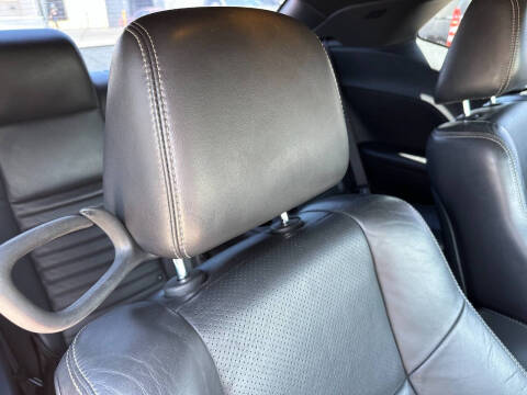 2012 Dodge Challenger R/T Plus